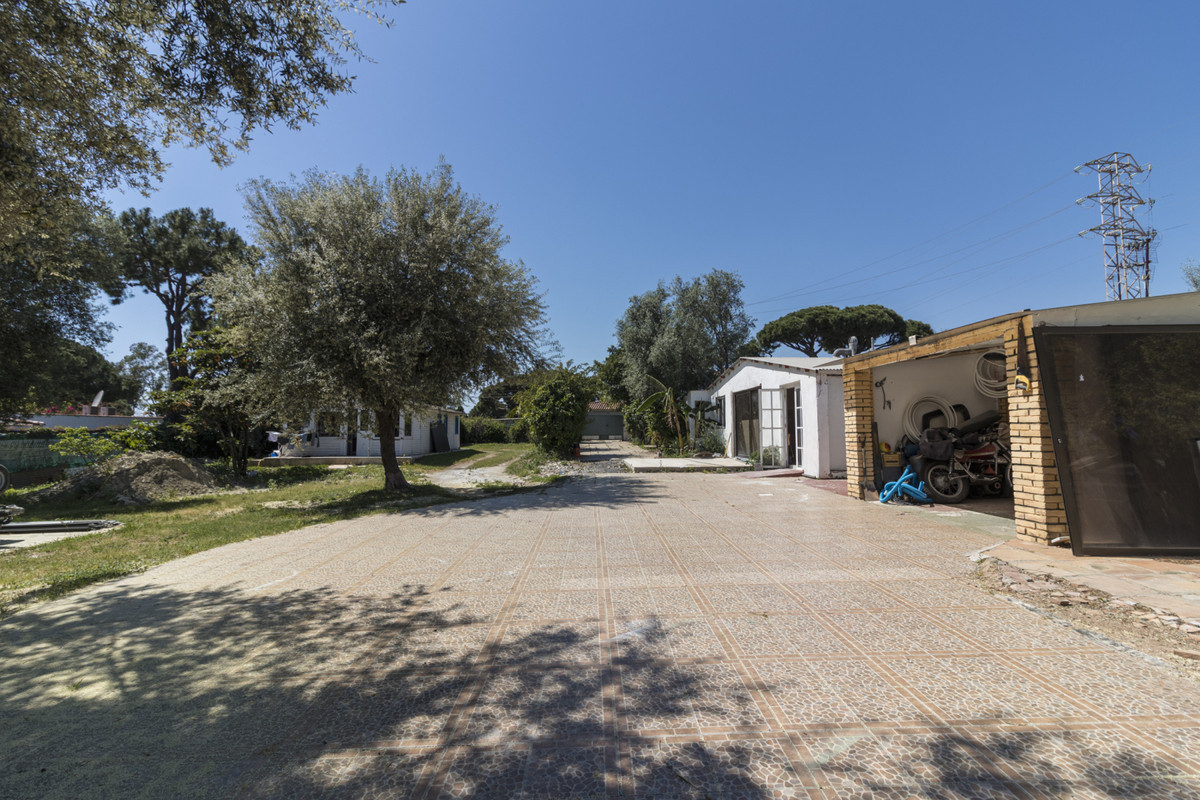 9 bedroom Villas for sale in Marbella – R4704922 9 bedroom Villas for sale in Marbella – R4704922