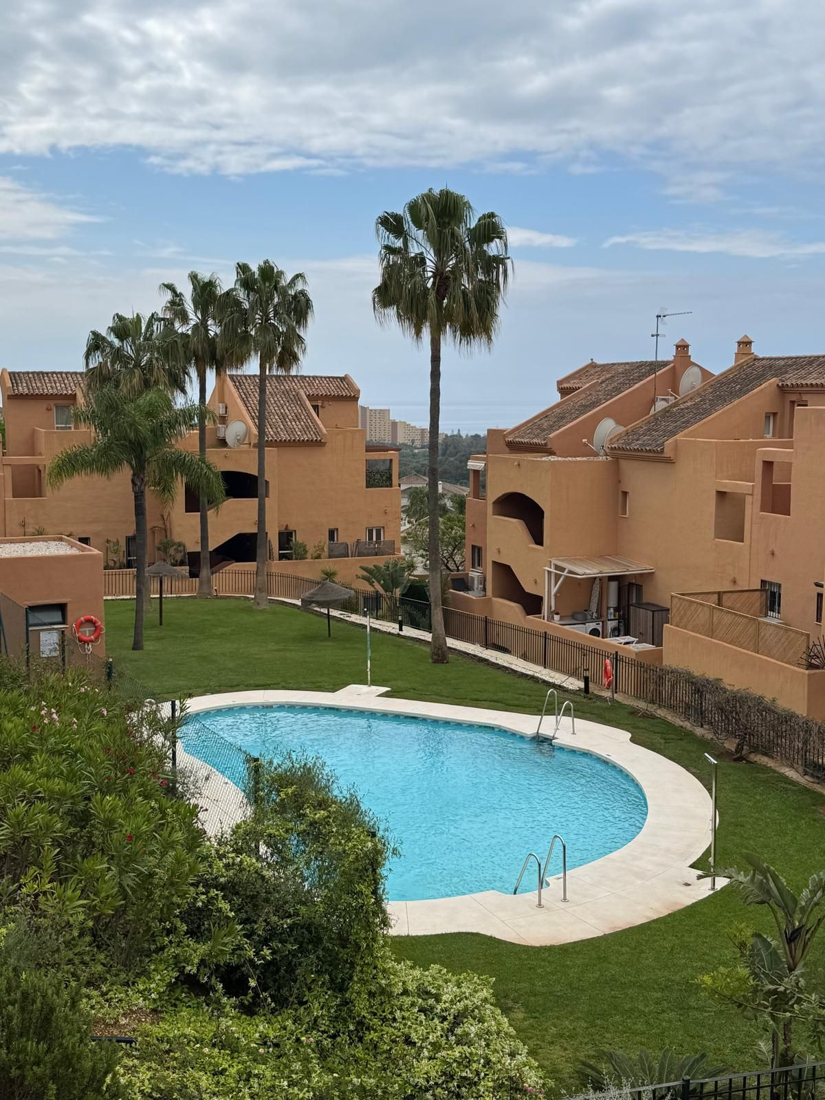 Apartamentos de 3 dormitorios en venta en Elviria – R5396650 Apartamentos de 3 dormitorios en venta en Elviria – R5396650