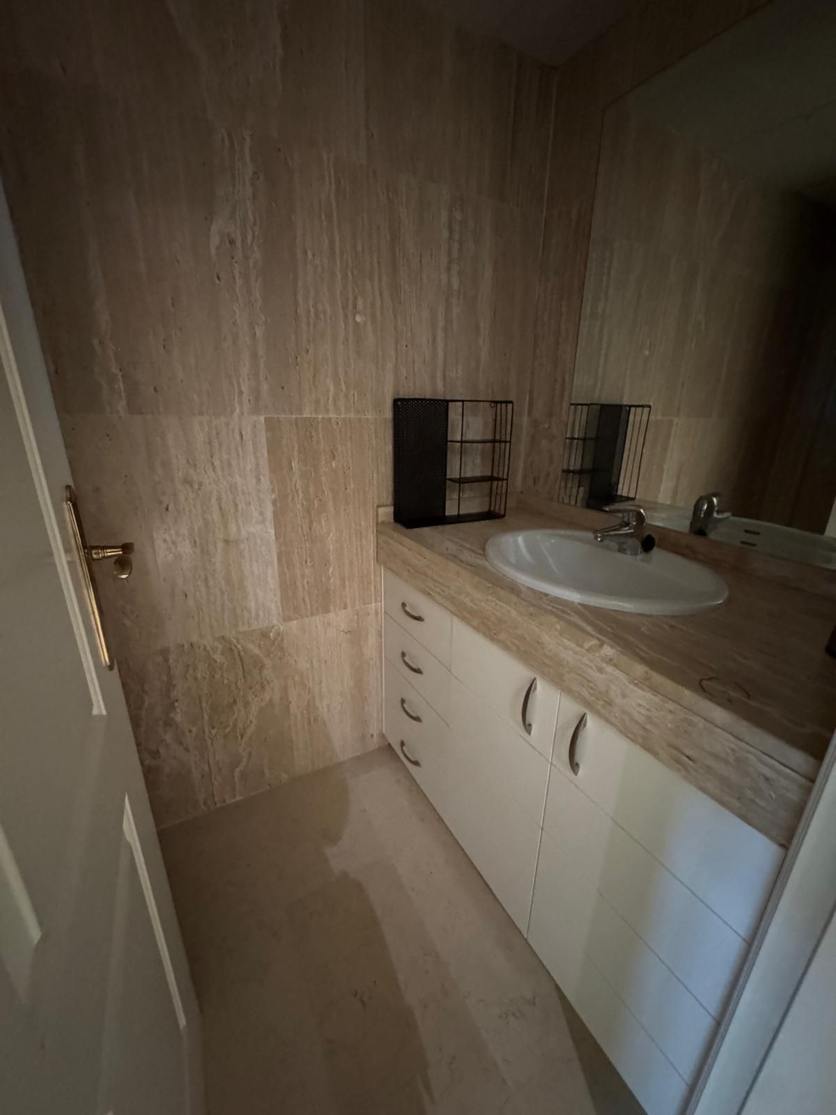 Apartamentos de 3 dormitorios en venta en Elviria – R5396650 Apartamentos de 3 dormitorios en venta en Elviria – R5396650