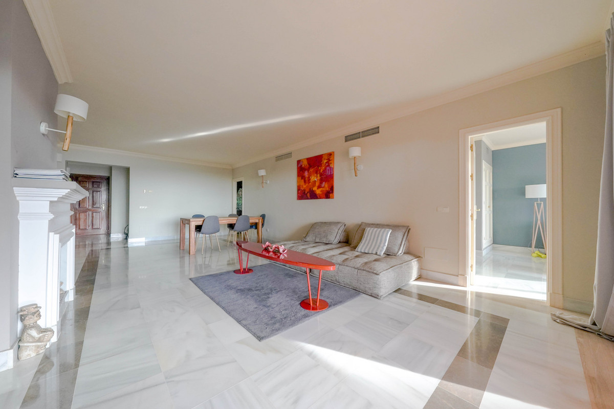 2 bedroom Apartments for sale in Monte Halcones – R5018131 2 bedroom Apartments for sale in Monte Halcones – R5018131