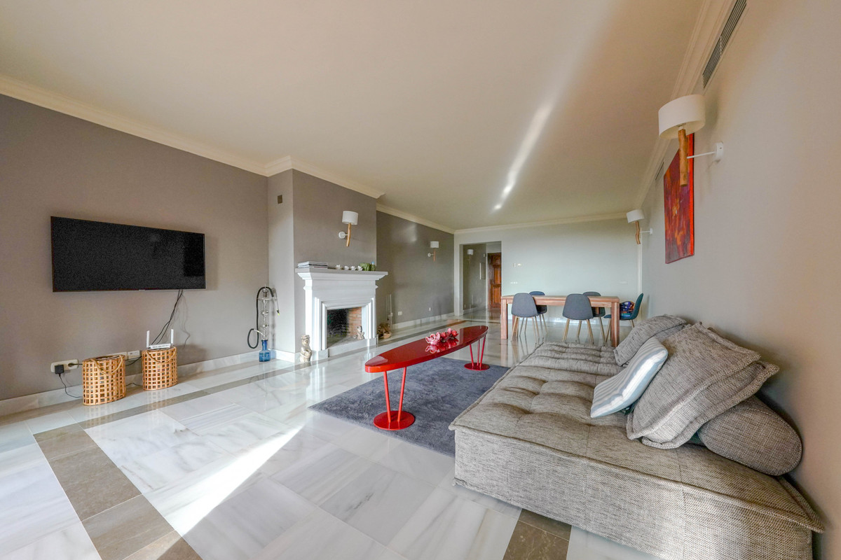 2 bedroom Apartments for sale in Monte Halcones – R5018131 2 bedroom Apartments for sale in Monte Halcones – R5018131