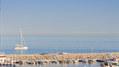 5 bedroom Penthouses for sale in Puerto Banús – R5365303