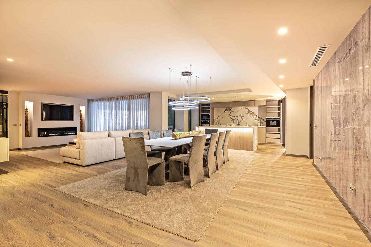 5 bedroom Penthouses for sale in Puerto Banús – R5365303 5 bedroom Penthouses for sale in Puerto Banús – R5365303