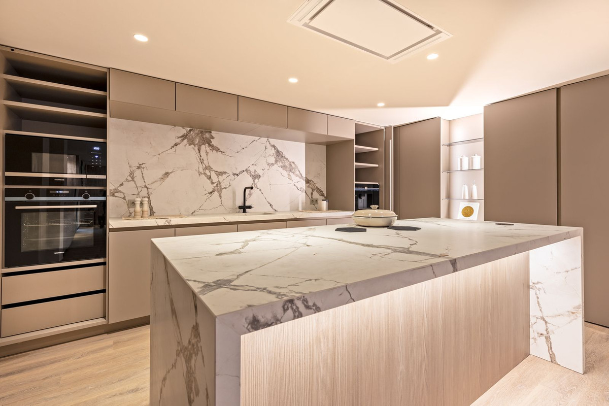 5 bedroom Penthouses for sale in Puerto Banús – R5365303 5 bedroom Penthouses for sale in Puerto Banús – R5365303