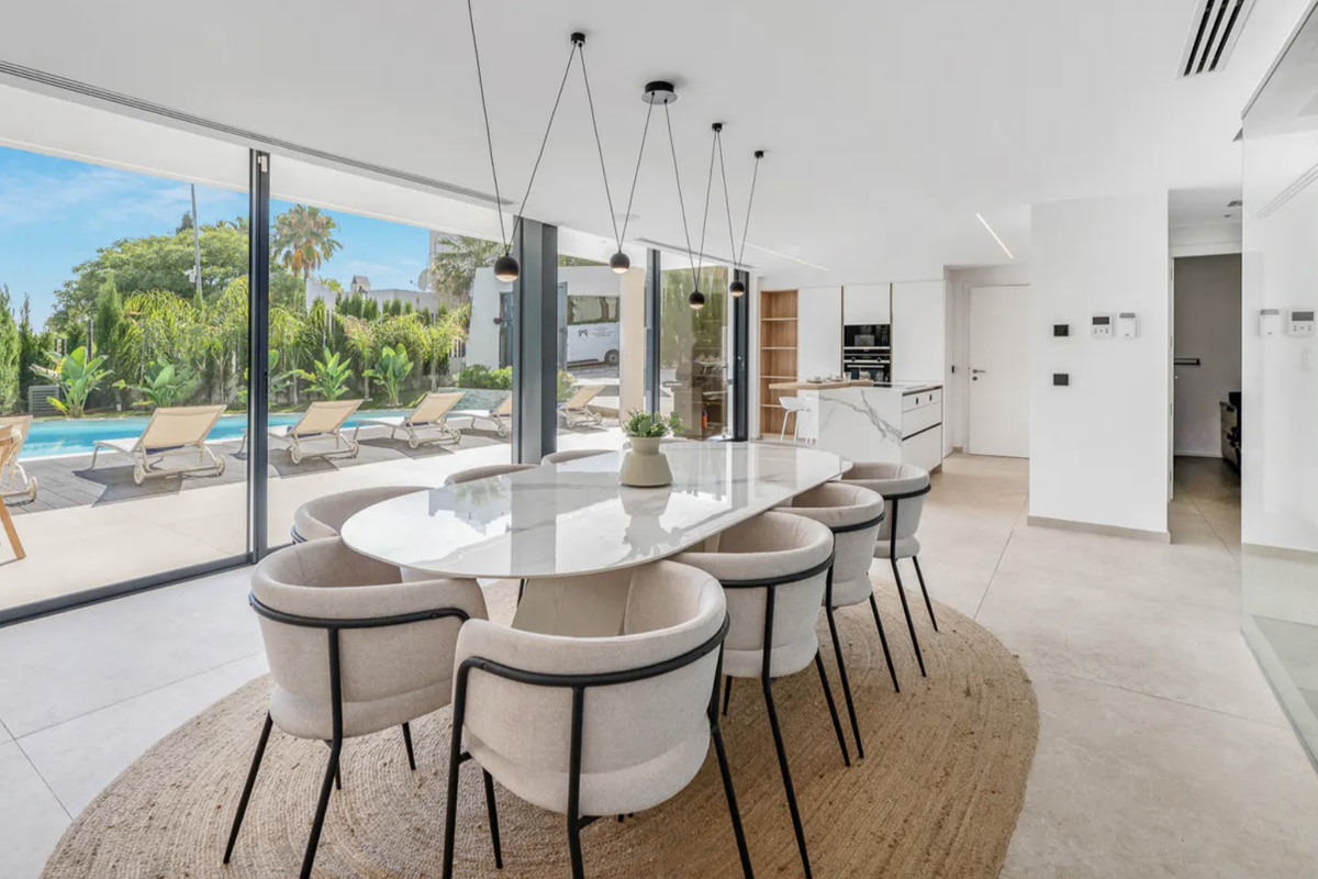 4 bedroom Villas for sale in Cabopino – R5251600 4 bedroom Villas for sale in Cabopino – R5251600