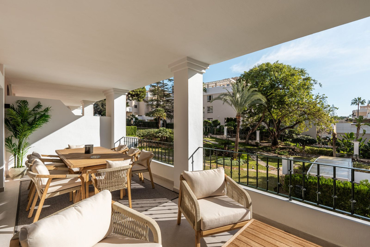 3 bedroom Apartments for sale in Nueva Andalucía – R5141002 3 bedroom Apartments for sale in Nueva Andalucía – R5141002