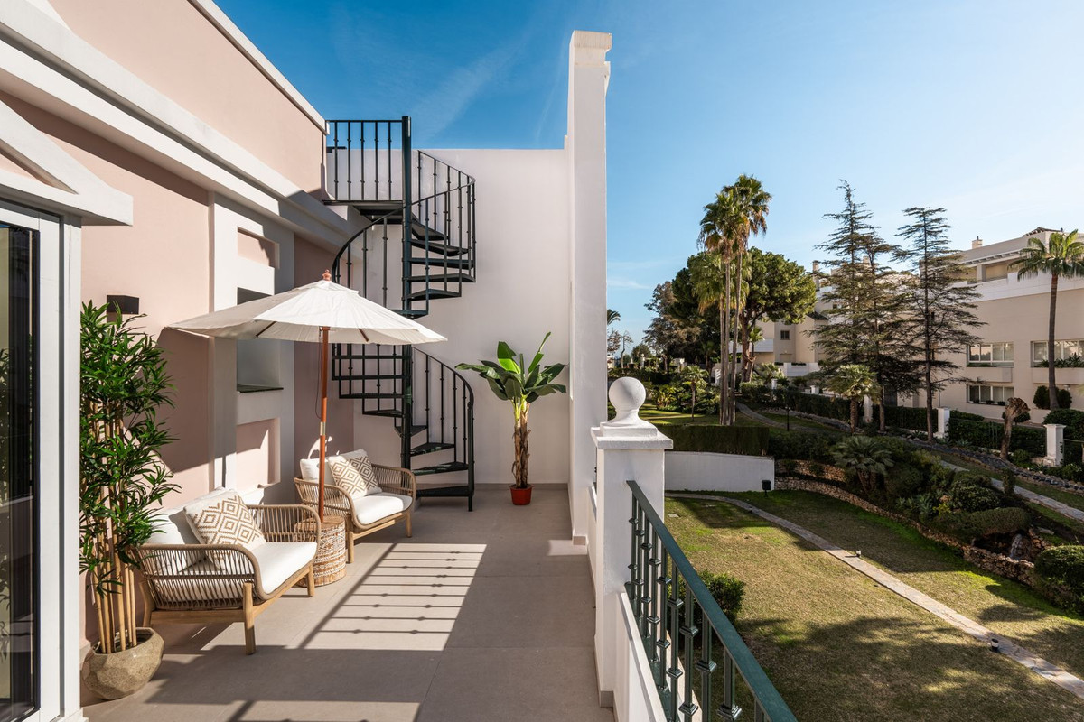 3 bedroom Apartments for sale in Nueva Andalucía – R5141002 3 bedroom Apartments for sale in Nueva Andalucía – R5141002