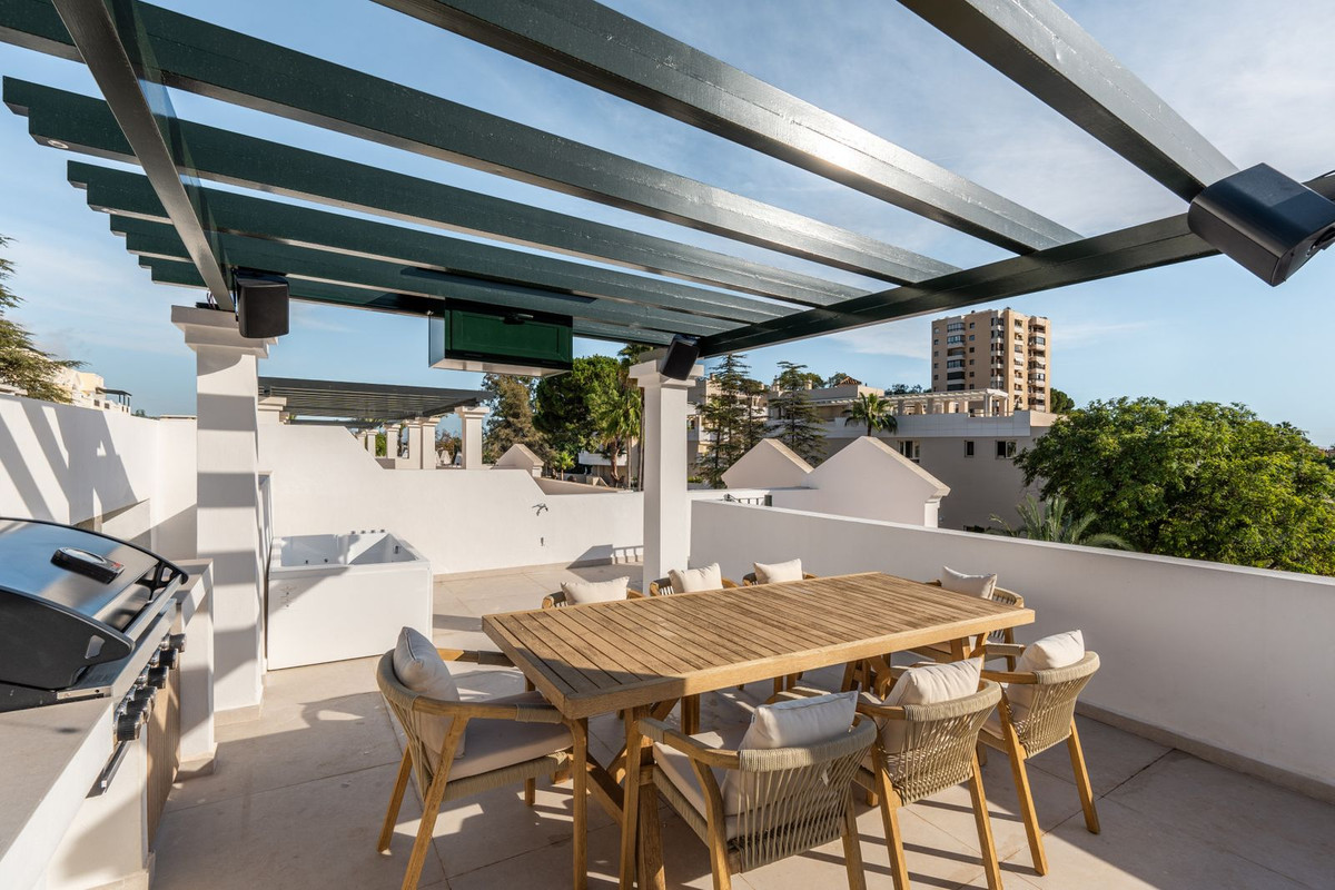 3 bedroom Apartments for sale in Nueva Andalucía – R5141002 3 bedroom Apartments for sale in Nueva Andalucía – R5141002