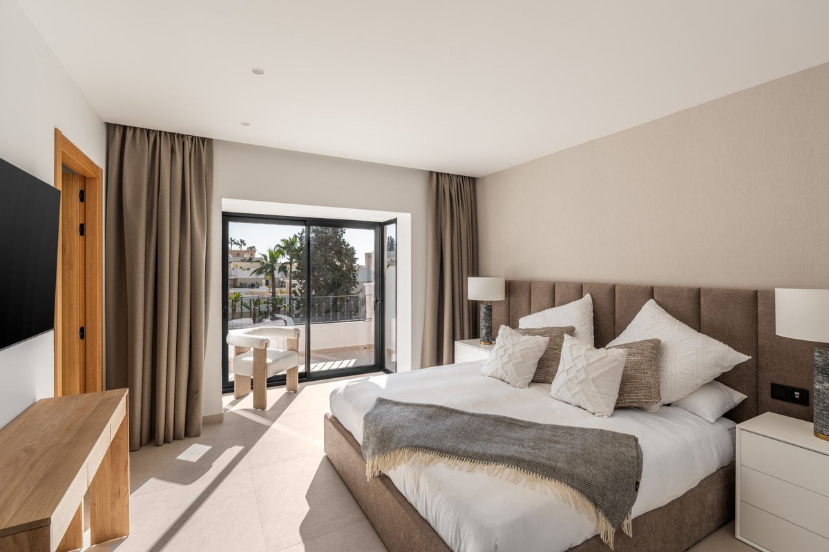 3 bedroom Apartments for sale in Nueva Andalucía – R5141002 3 bedroom Apartments for sale in Nueva Andalucía – R5141002