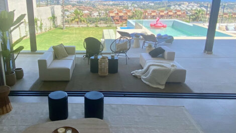 5 bedroom Villas for sale in Benahavís – R4357423