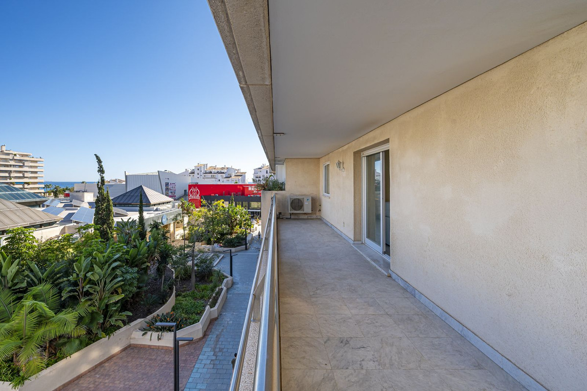 2 bedroom Apartments for sale in Puerto Banús – R4178665 2 bedroom Apartments for sale in Puerto Banús – R4178665