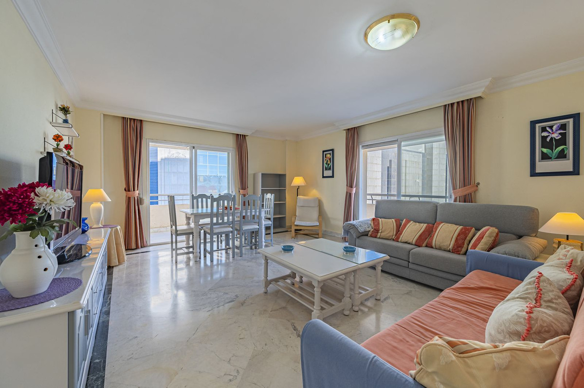 2 bedroom Apartments for sale in Puerto Banús – R4178665 2 bedroom Apartments for sale in Puerto Banús – R4178665