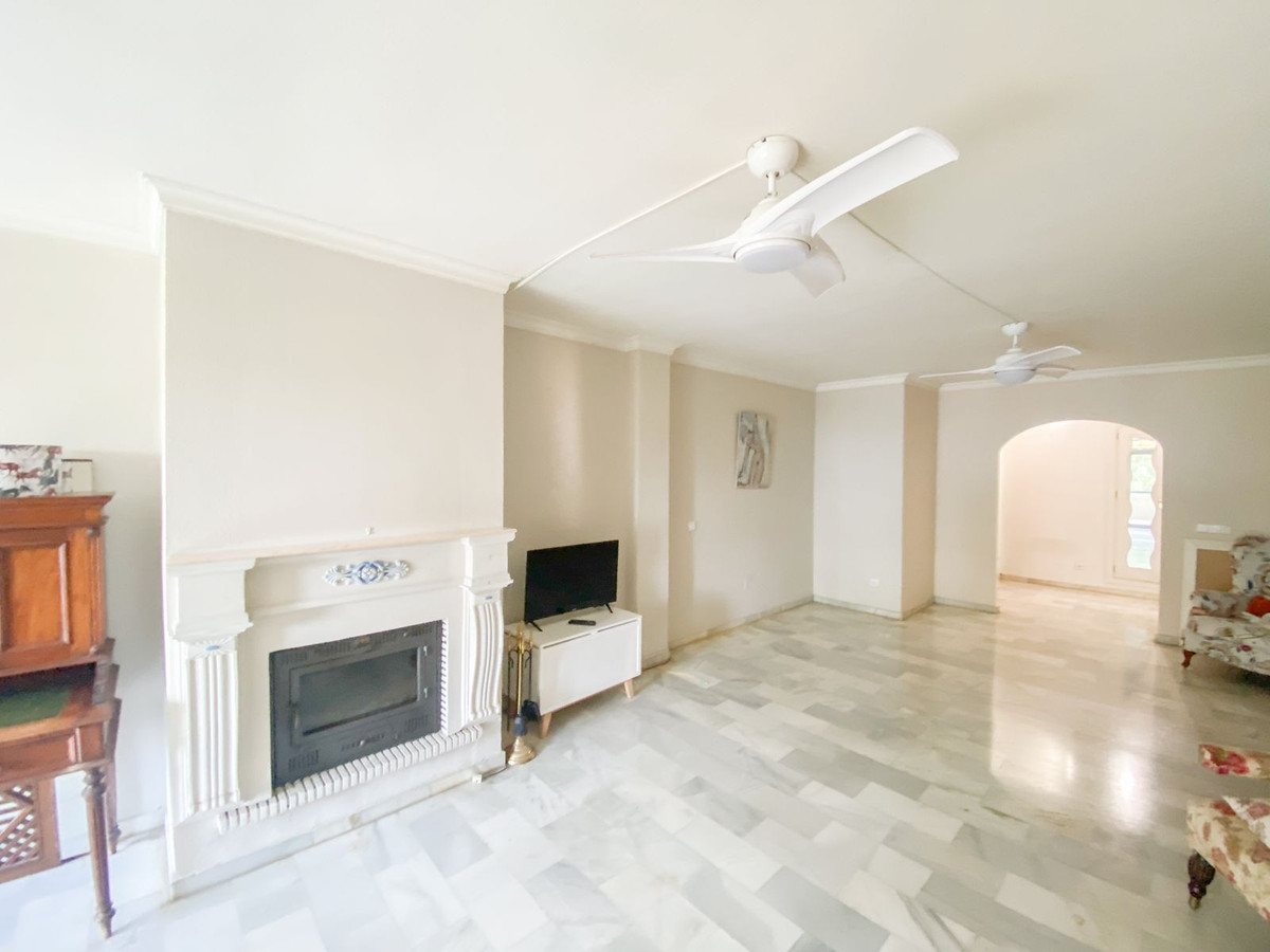 Apartamentos de 3 dormitorios en venta en Nueva Andaluc�a – R5225596 Apartamentos de 3 dormitorios en venta en Nueva Andaluc�a – R5225596