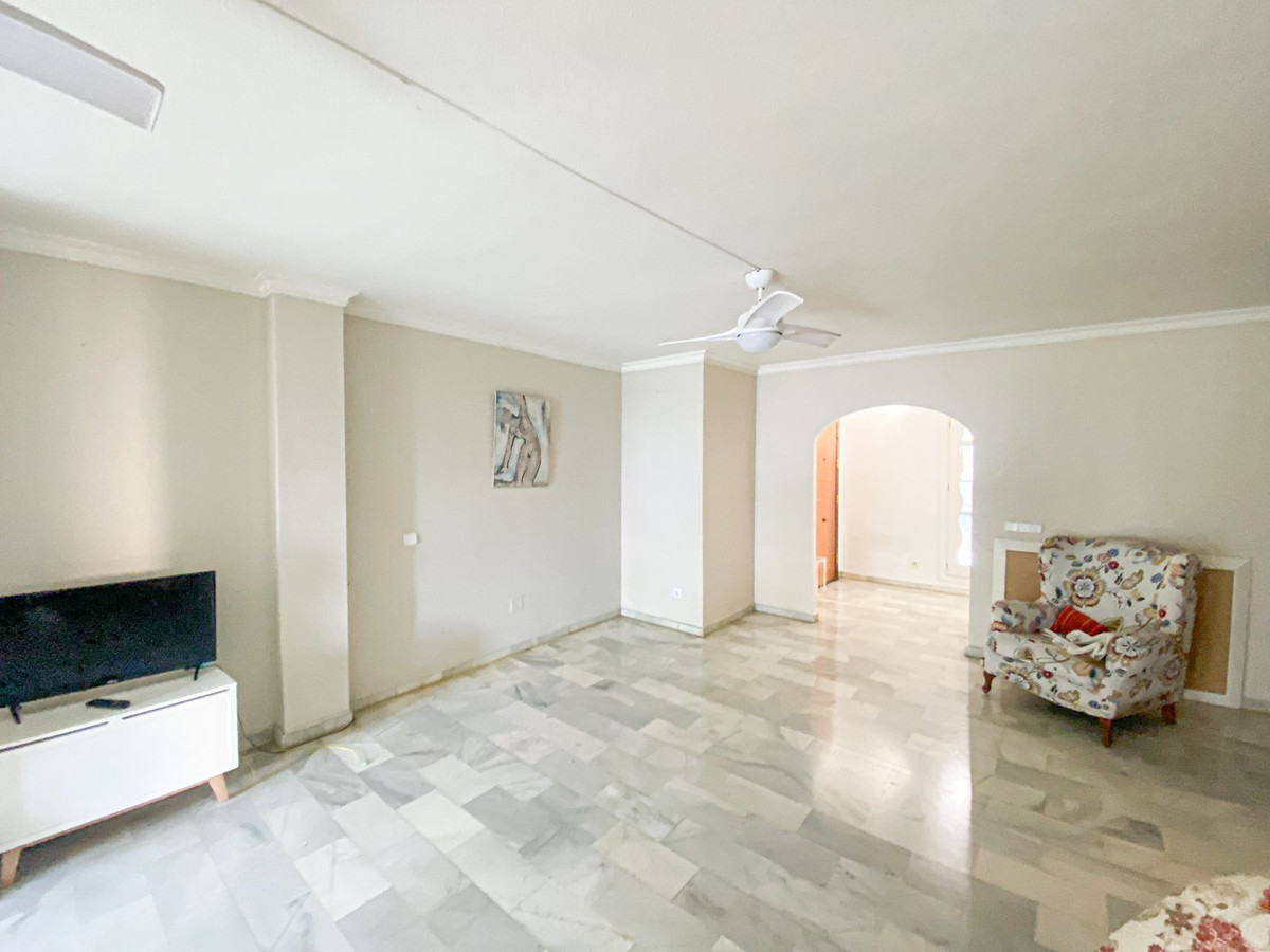 Apartamentos de 3 dormitorios en venta en Nueva Andaluc�a – R5225596 Apartamentos de 3 dormitorios en venta en Nueva Andaluc�a – R5225596