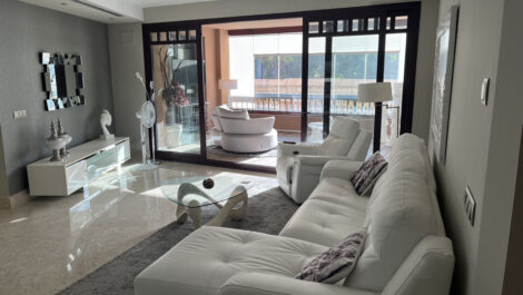 3 bedroom Apartments for sale in Marbella – R5397421