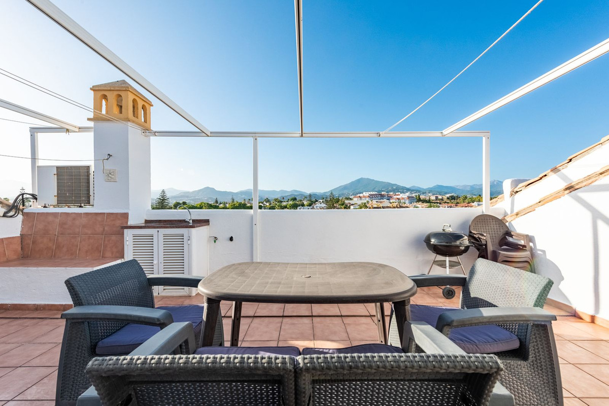 Aticos de 4 dormitorios en venta en San Pedro de Alcántara – R5182474 Aticos de 4 dormitorios en venta en San Pedro de Alcántara – R5182474