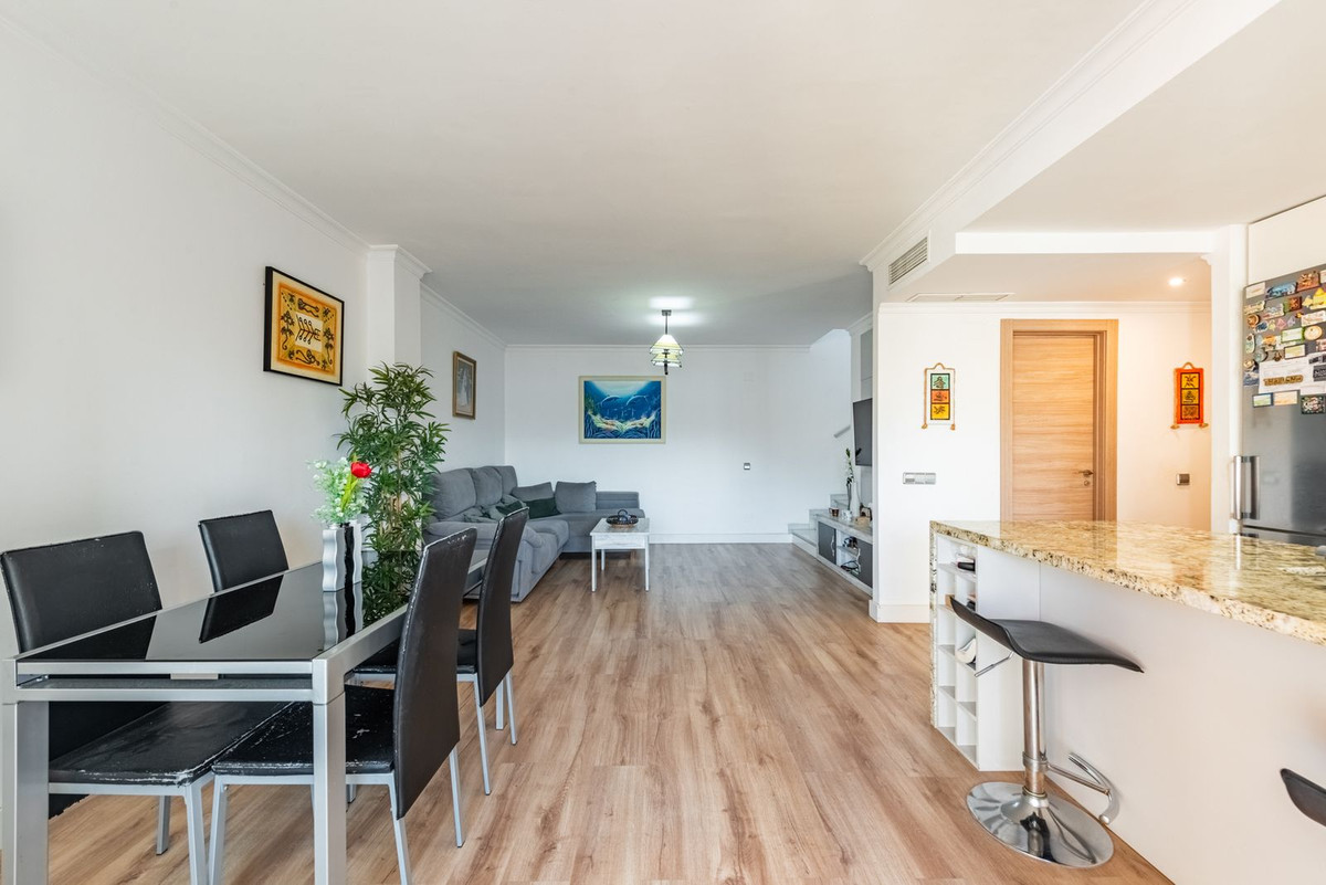Aticos de 4 dormitorios en venta en San Pedro de Alcántara – R5182474 Aticos de 4 dormitorios en venta en San Pedro de Alcántara – R5182474