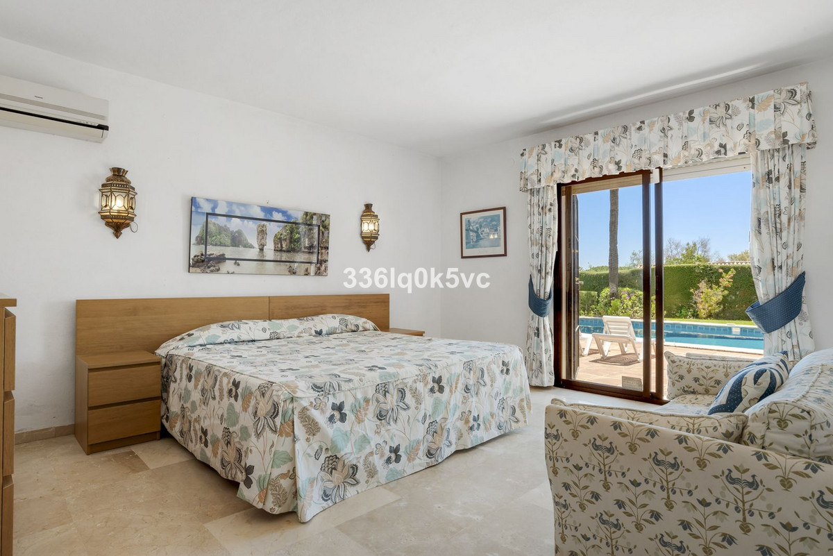 Villas de 4 dormitorios en venta en Las Chapas – R5083273 Villas de 4 dormitorios en venta en Las Chapas – R5083273