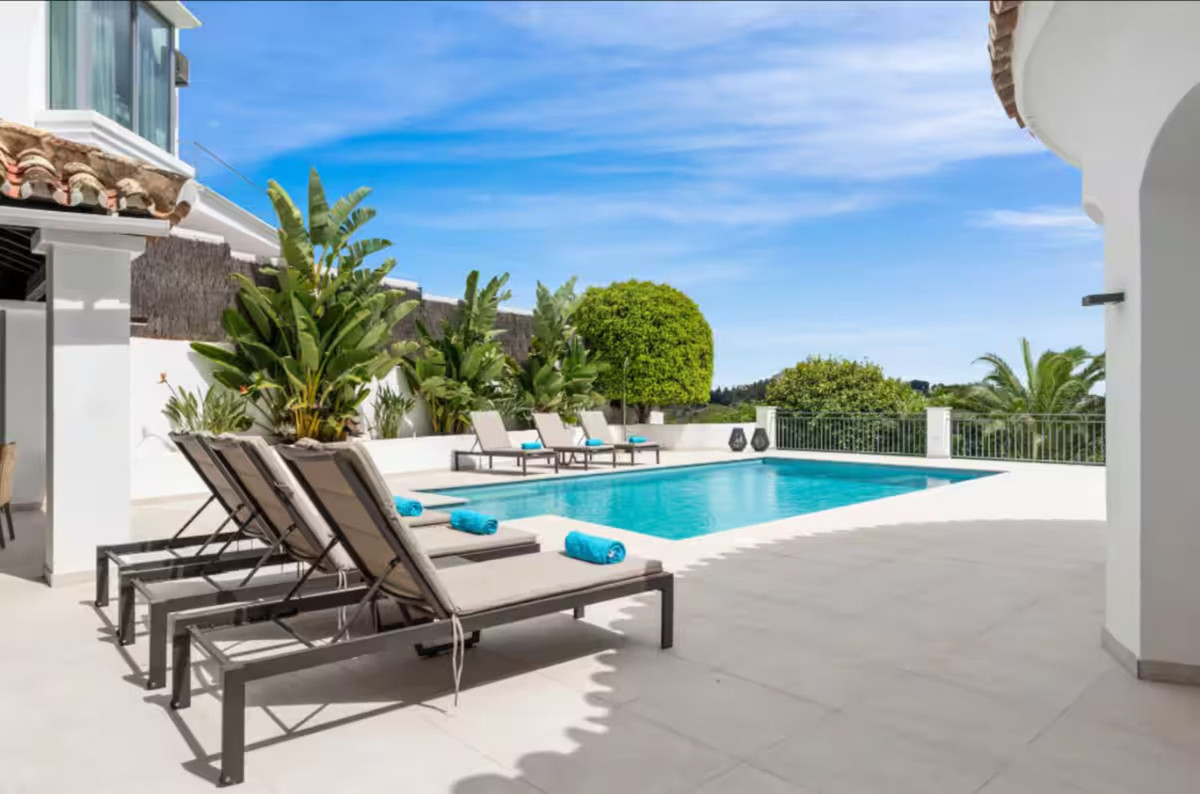 5 bedroom Villas for sale in Benahavís – R5285854 5 bedroom Villas for sale in Benahavís – R5285854