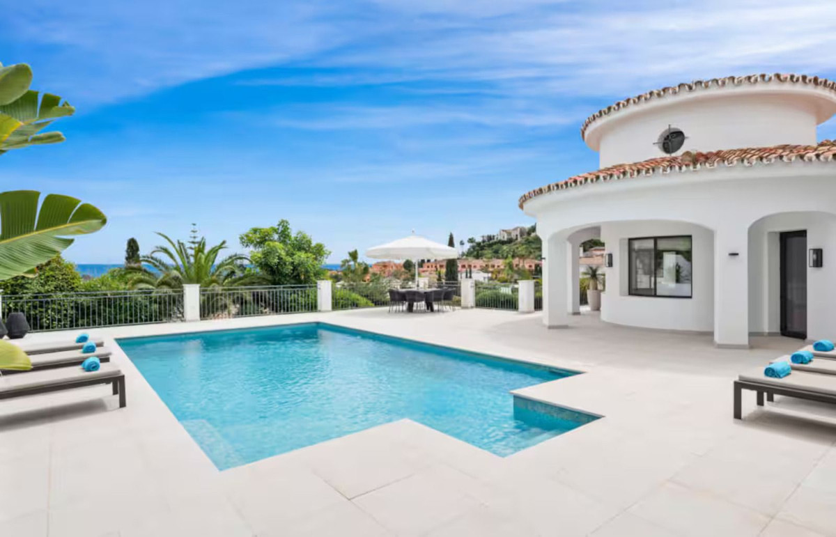 5 bedroom Villas for sale in Benahavís – R5285854 5 bedroom Villas for sale in Benahavís – R5285854