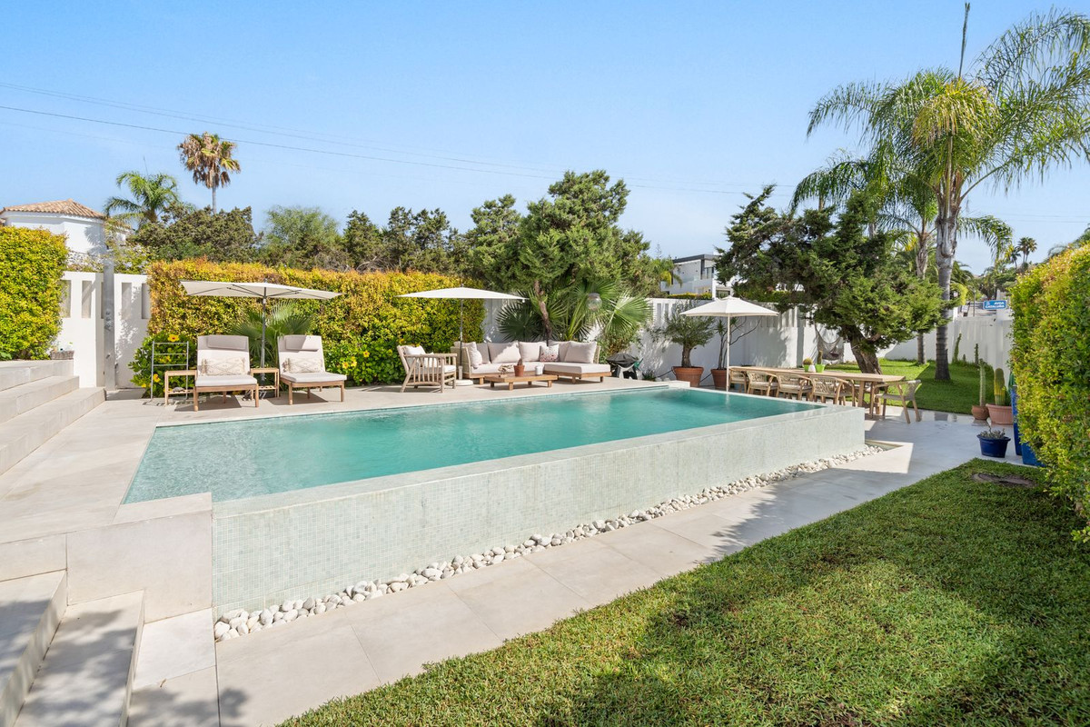 Villas de 3 dormitorios en venta en Marbesa – R5237476 Villas de 3 dormitorios en venta en Marbesa – R5237476