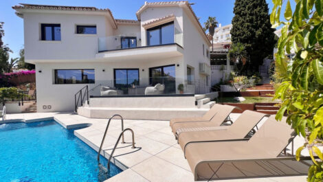 5 bedroom Villas for sale in Riviera del Sol – R5371657