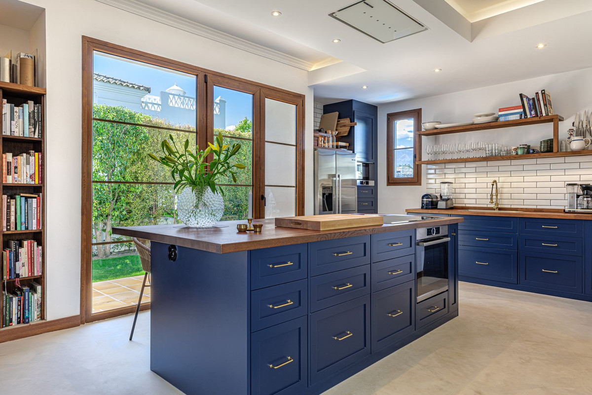 4 bedroom Villas for sale in Selwo – R5343271 4 bedroom Villas for sale in Selwo – R5343271