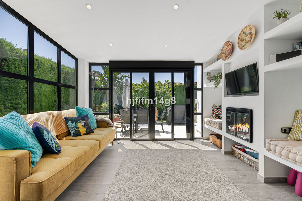 Villas de 5 dormitorios en venta en Nueva Andaluc�a – R5310151 Villas de 5 dormitorios en venta en Nueva Andaluc�a – R5310151