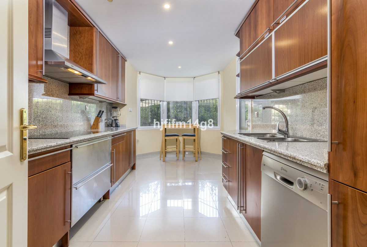 2 bedroom Apartments for sale in Nueva Andalucía – R5075614 2 bedroom Apartments for sale in Nueva Andalucía – R5075614