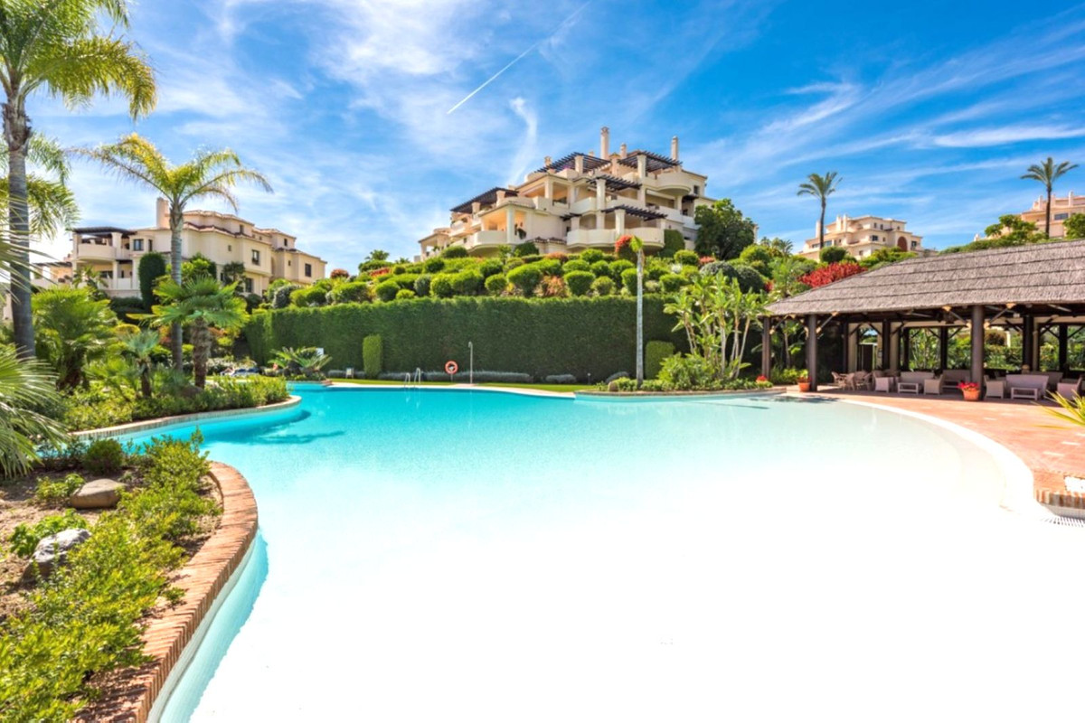 Apartamentos de 3 dormitorios en venta en Benahav�s – R4977001 Apartamentos de 3 dormitorios en venta en Benahav�s – R4977001
