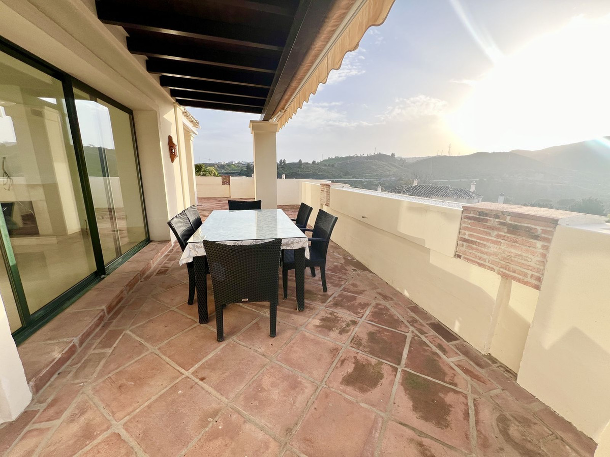 Apartamentos de 3 dormitorios en venta en Benahav�s – R4977001 Apartamentos de 3 dormitorios en venta en Benahav�s – R4977001