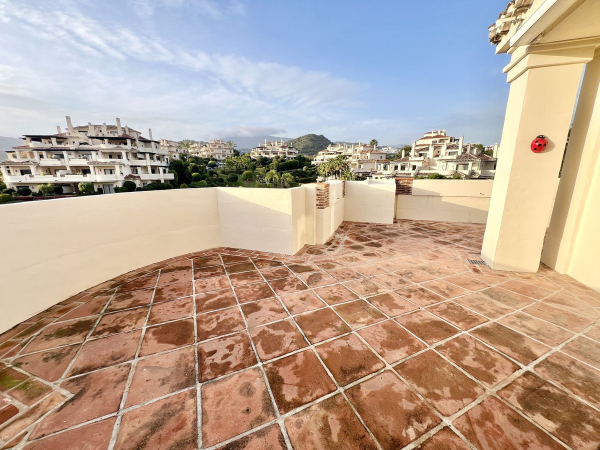 Apartamentos de 3 dormitorios en venta en Benahav�s – R4977001 Apartamentos de 3 dormitorios en venta en Benahav�s – R4977001