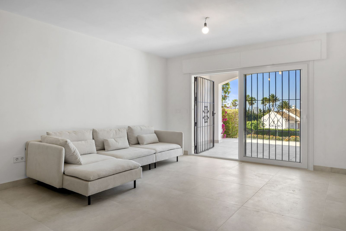 3 bedroom Apartments for sale in Nueva Andalucía – R5390056 3 bedroom Apartments for sale in Nueva Andalucía – R5390056