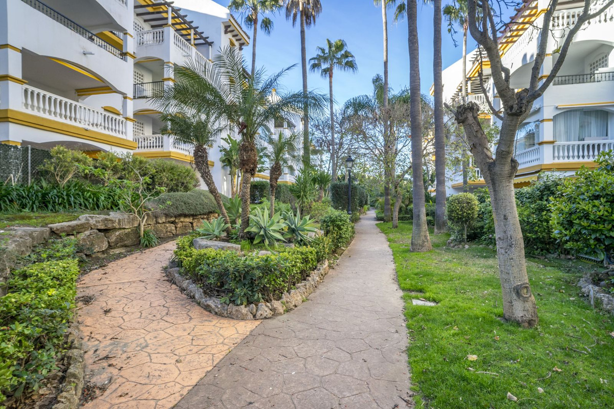 2 bedroom Apartments for sale in Puerto Banús – R5364052 2 bedroom Apartments for sale in Puerto Banús – R5364052