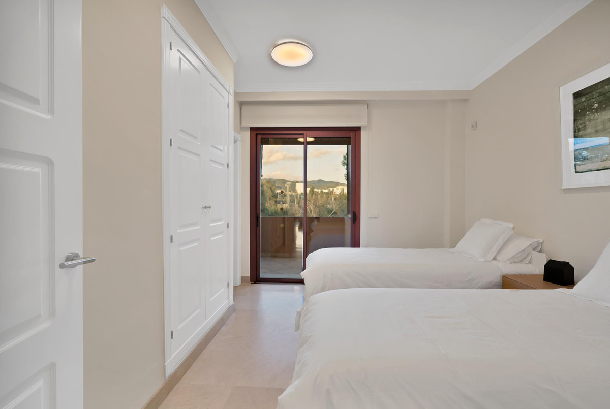 Apartamentos de 3 dormitorios en venta en Bah�a de Marbella – R5304808 Apartamentos de 3 dormitorios en venta en Bah�a de Marbella – R5304808