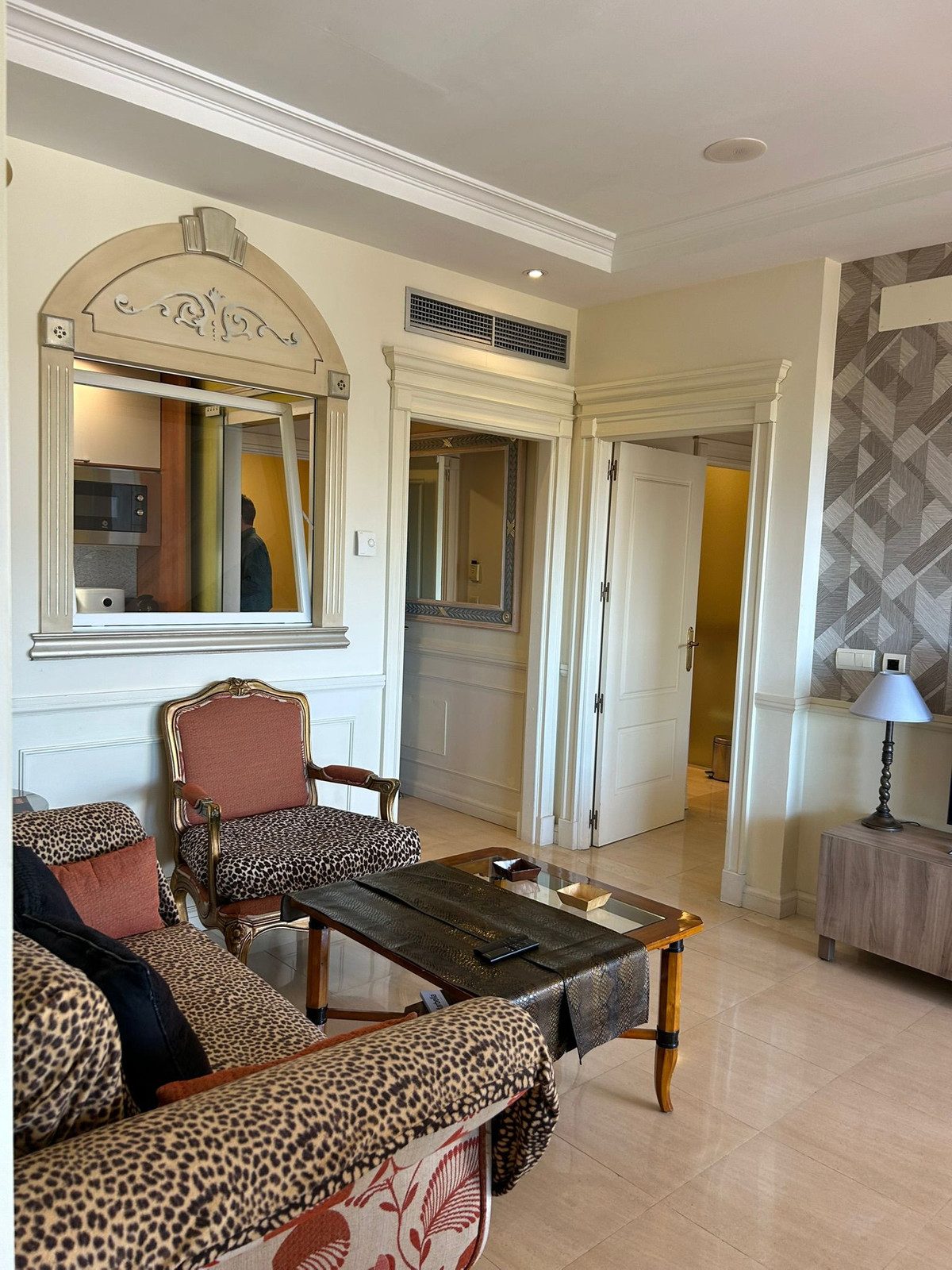 Apartamentos de 2 dormitorios en venta en Milla de Oro – R5264068 Apartamentos de 2 dormitorios en venta en Milla de Oro – R5264068