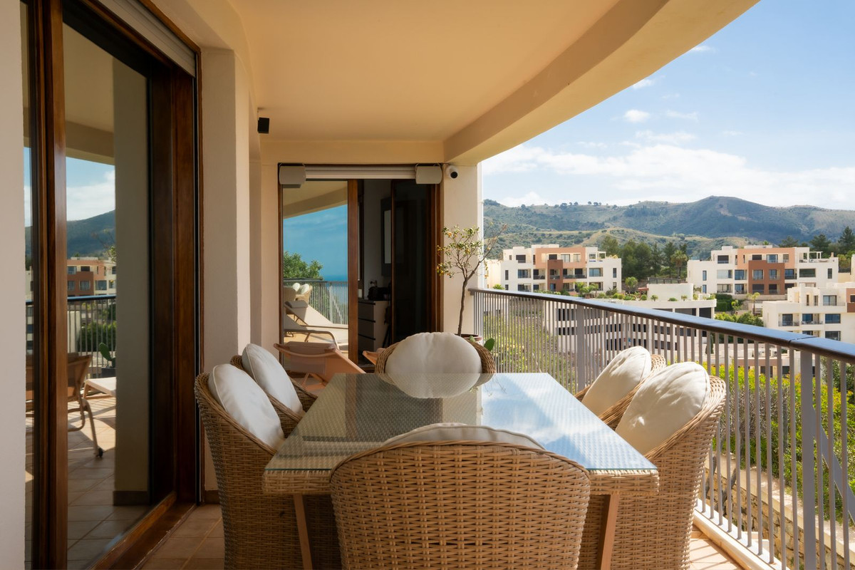 3 bedroom Apartments for sale in Altos de los Monteros – R5384665 3 bedroom Apartments for sale in Altos de los Monteros – R5384665