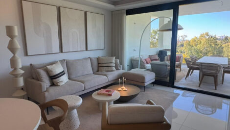 2 bedroom Apartments for sale in Benahavís – R5351542