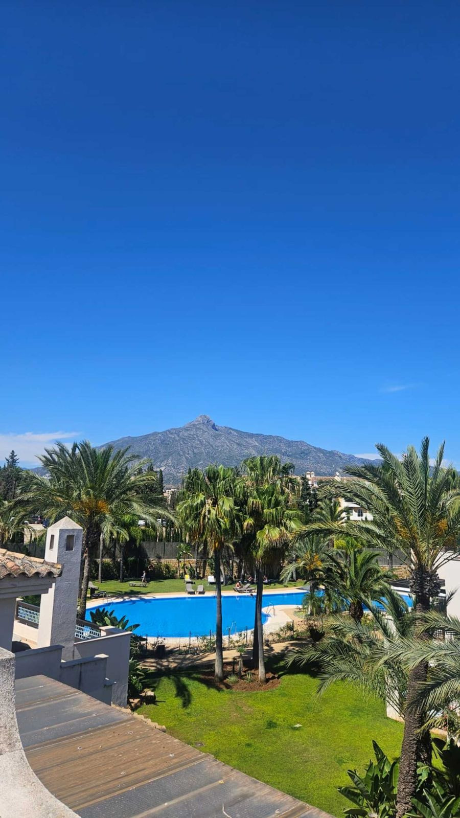 Apartamentos de 3 dormitorios en venta en Nueva Andalucía – R5051566 Apartamentos de 3 dormitorios en venta en Nueva Andalucía – R5051566