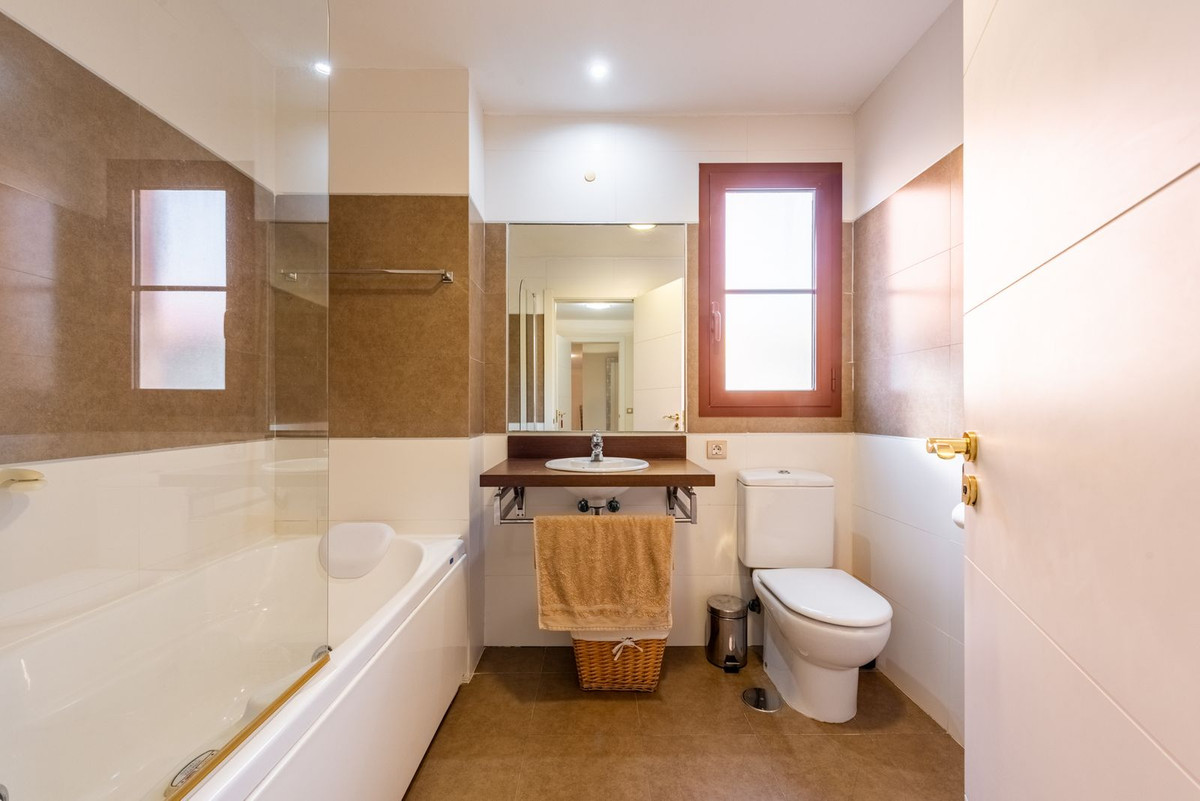 Apartamentos de 3 dormitorios en venta en Benahav�s – R5368813 Apartamentos de 3 dormitorios en venta en Benahav�s – R5368813