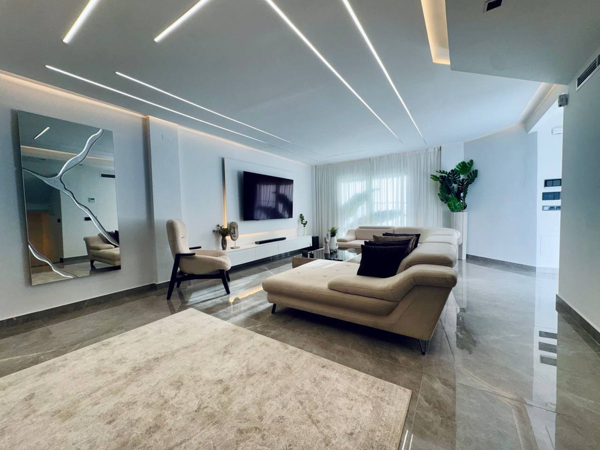 3 bedroom Townhouses for sale in Marbella – R5361799 3 bedroom Townhouses for sale in Marbella – R5361799
