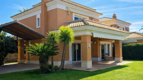 3 bedroom Townhouses for sale in Marbella – R5359879 3 bedroom Townhouses for sale in Marbella – R5359879