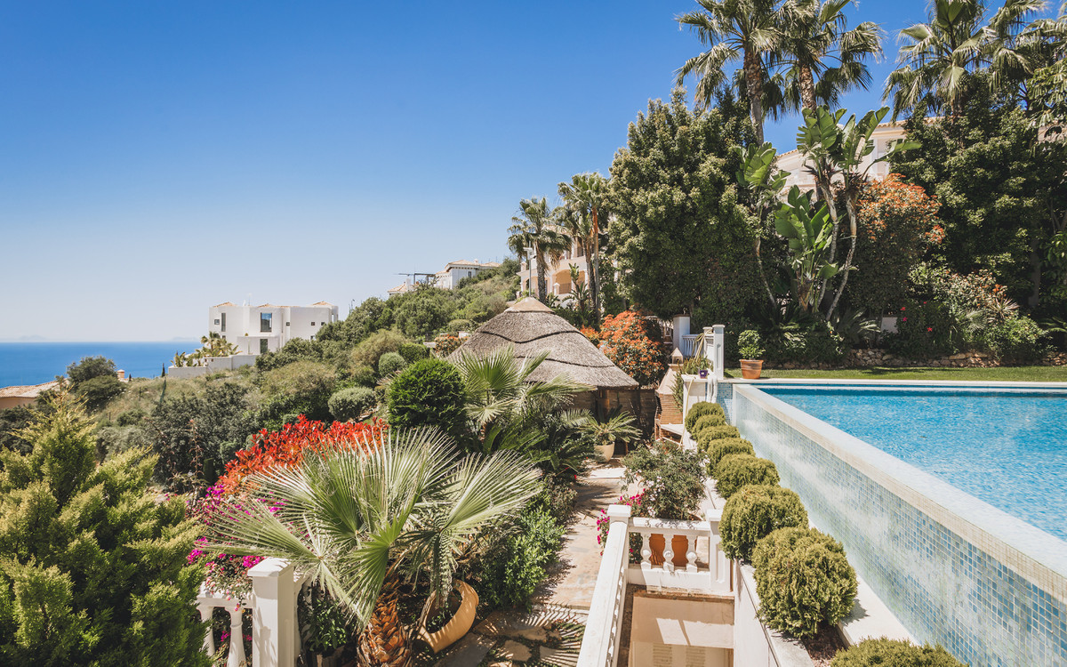 Villas de 5 dormitorios en venta en Altos de los Monteros – R3976990 Villas de 5 dormitorios en venta en Altos de los Monteros – R3976990