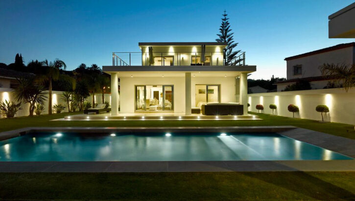 4 bedroom Villas for sale in Nueva Andalucía – R5221666 4 bedroom Villas for sale in Nueva Andalucía – R5221666 in