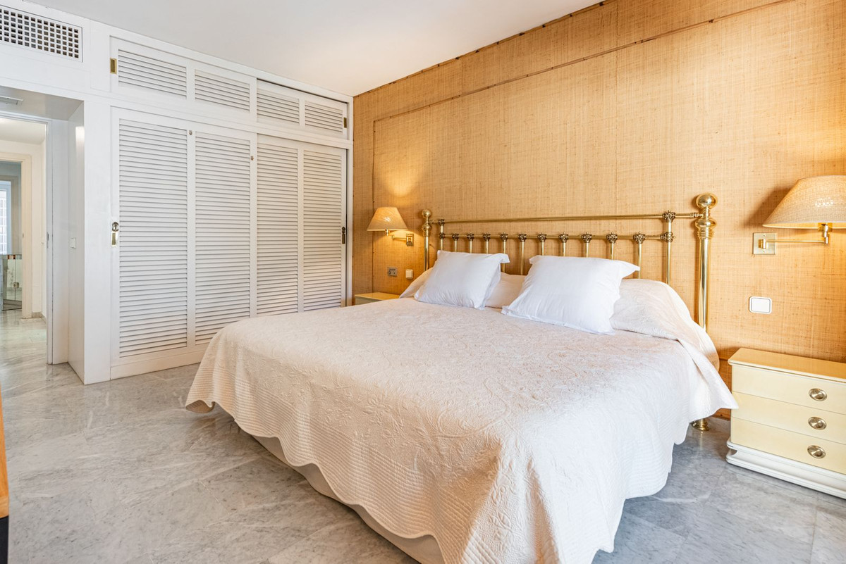 Aticos de 2 dormitorios en venta en Marbella – R5321065 Aticos de 2 dormitorios en venta en Marbella – R5321065