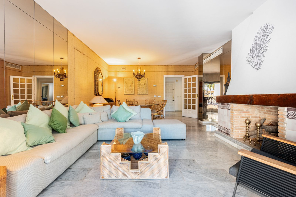 Aticos de 2 dormitorios en venta en Marbella – R5321065 Aticos de 2 dormitorios en venta en Marbella – R5321065