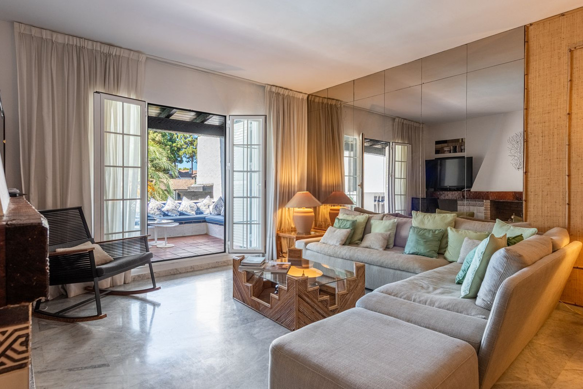 Aticos de 2 dormitorios en venta en Marbella – R5321065 Aticos de 2 dormitorios en venta en Marbella – R5321065