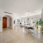 Apartamentos de 3 dormitorios en venta en Nueva Andalucía – R5160301 Apartamentos de 3 dormitorios en venta en Nueva Andalucía – R5160301