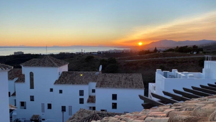 Aticos de 4 dormitorios en venta en Altos de los Monteros – R5024350 Aticos de 4 dormitorios en venta en Altos de los Monteros – R5024350 en