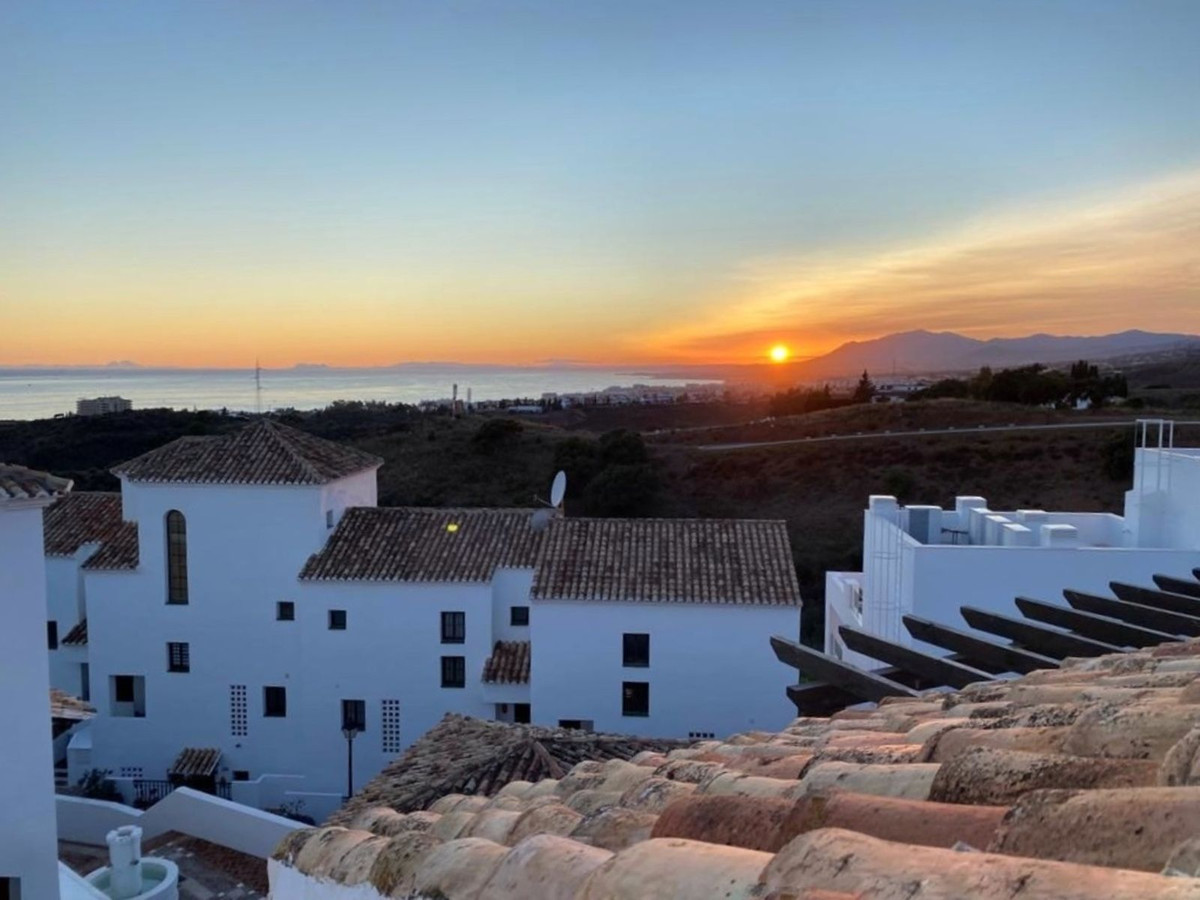 Aticos de 4 dormitorios en venta en Altos de los Monteros – R5024350 Aticos de 4 dormitorios en venta en Altos de los Monteros – R5024350